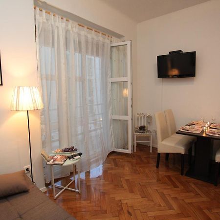 Vincent Apt. In Old Town Centre Zara Camera foto