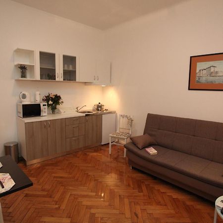 Vincent Apt. In Old Town Centre Zara Camera foto