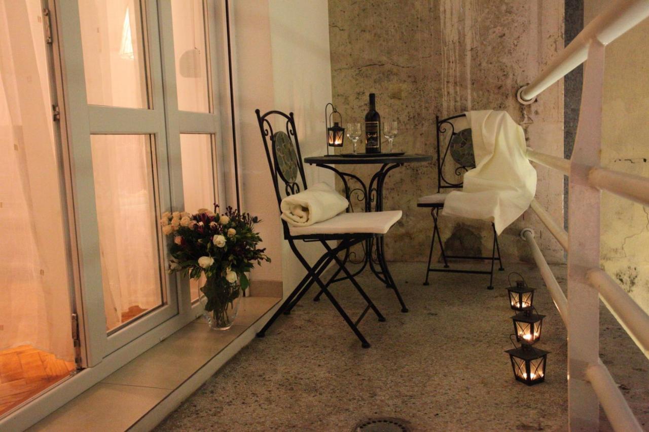 Vincent Apt. In Old Town Centre Zara Esterno foto