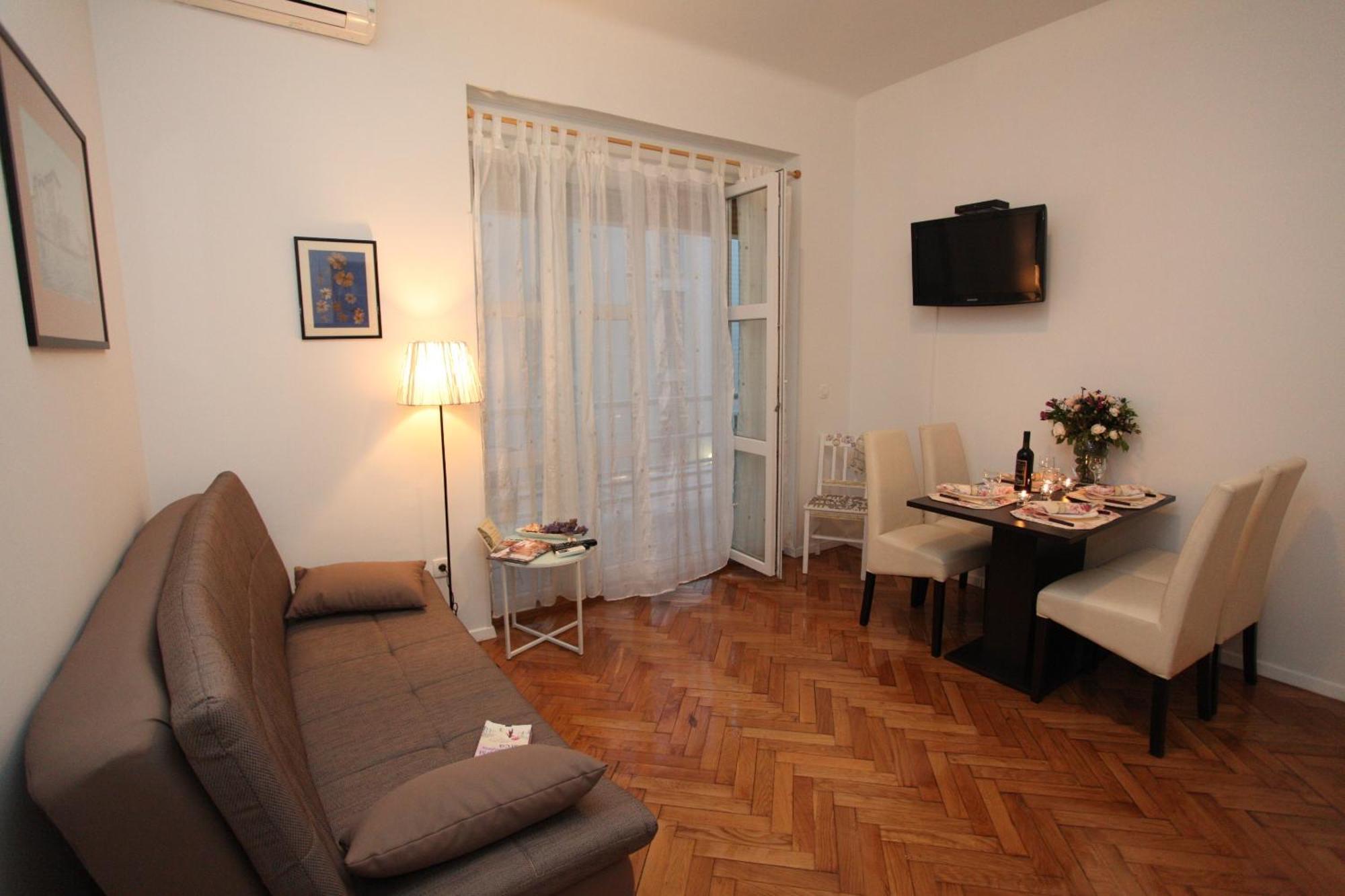 Vincent Apt. In Old Town Centre Zara Camera foto