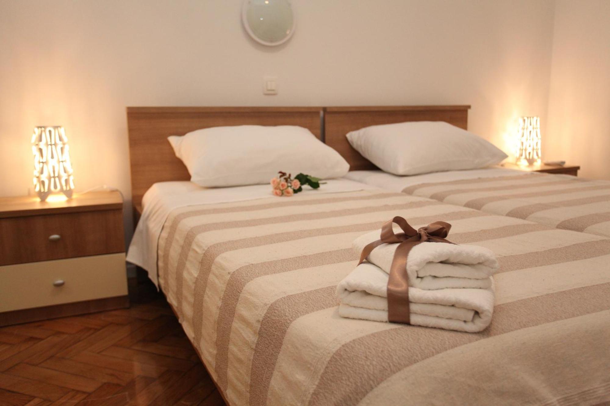 Vincent Apt. In Old Town Centre Zara Camera foto